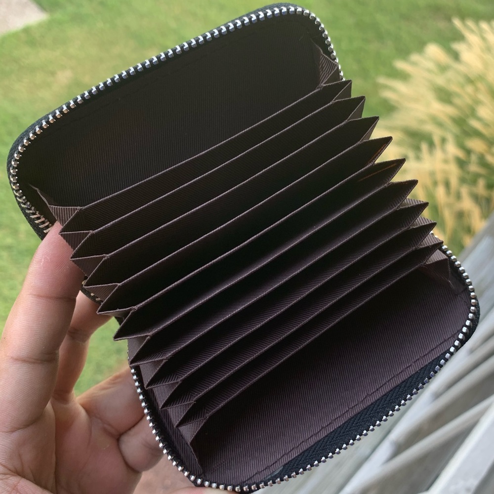 Wallet - Picture 3 of 8